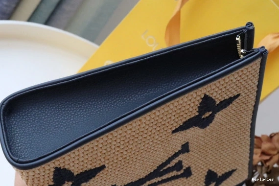 Cheap Raffia Toiletry LOUIS VUITTON Pouch Monogram 0806